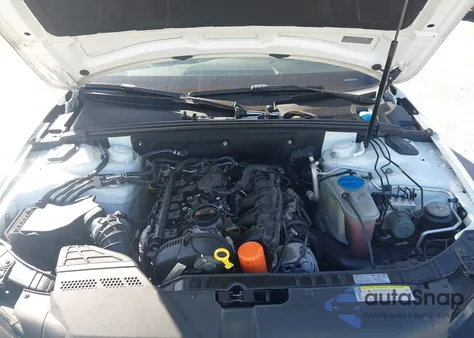 2011 Audi A4 2.0T Premium z USA, uszkodzony, nr VIN WAUBFAFL9BN042474